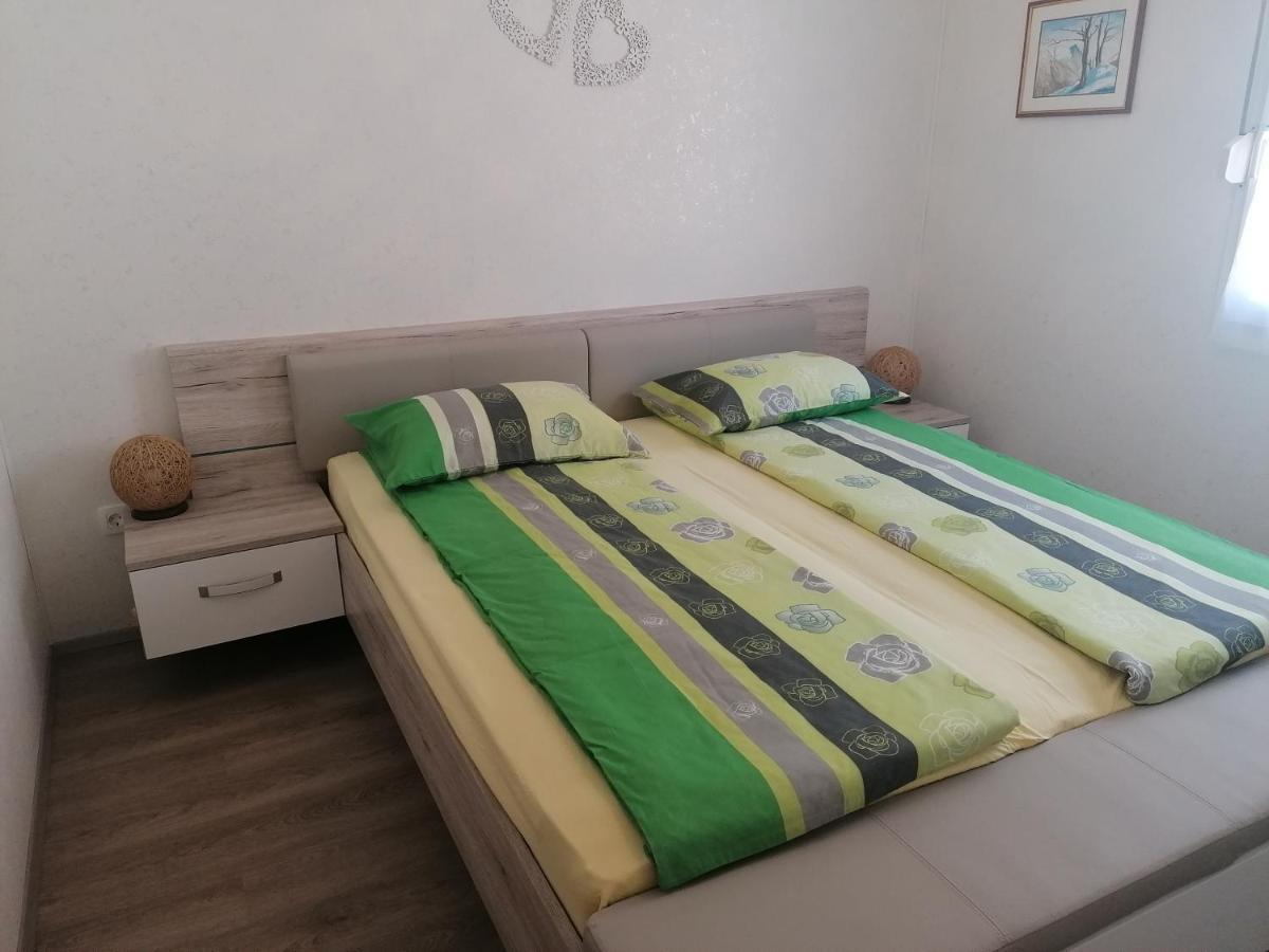 Apartmaji Valter Srpenica Exterior photo